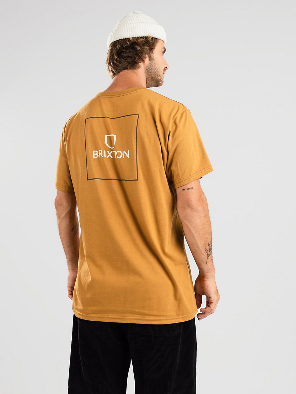 Image of Brixton Alpha Square T-Shirt marrone