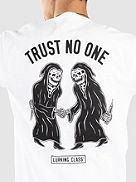 Trust No One T-paita