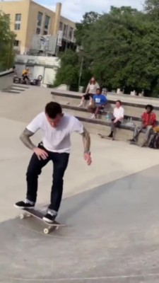 Cody McEntire Outil