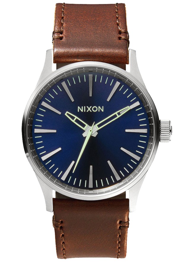 Nixon The Sentry Leather Rannekello