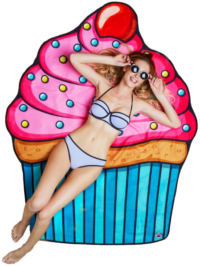 Big Mouth Toys Cupcake Beach Towel
