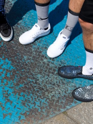 X Sketchy Tank Style 112 Pro Skate Shoes