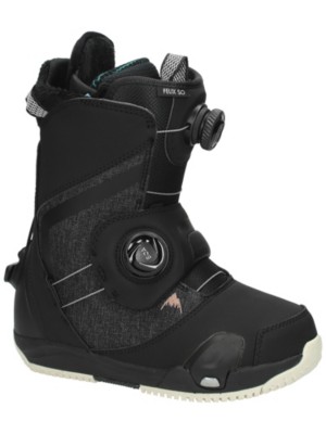 burton felix step on snowboard boots