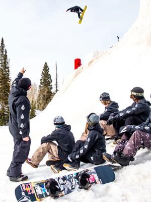 volcom stone snowboard jacket