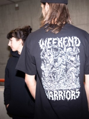 Weekend Warriors x Matt Stikker Camiseta