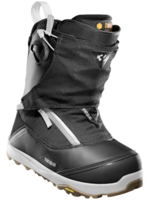 32 snowboard boots