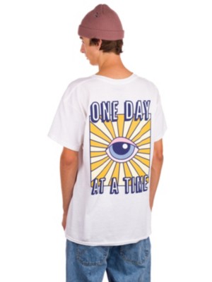 One Day at a Time T-skjorte