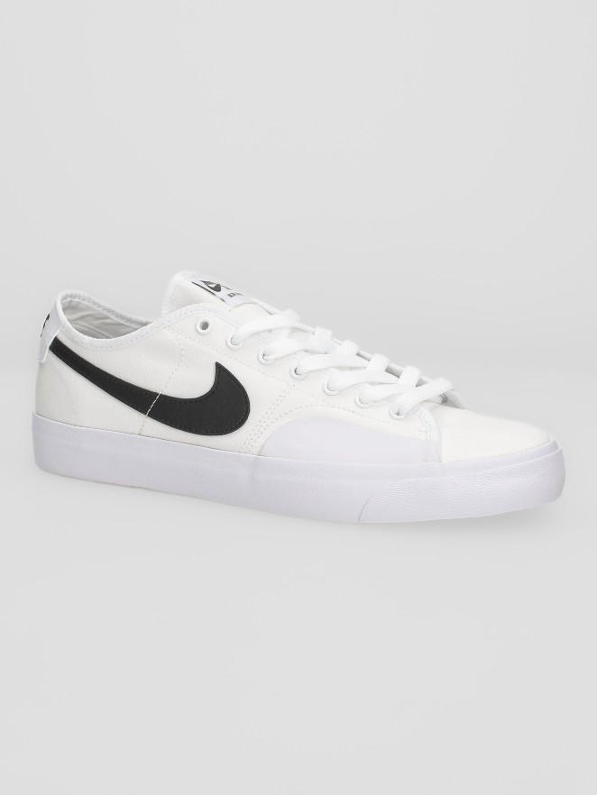 Nike SB Blazer Court Skateschuhe