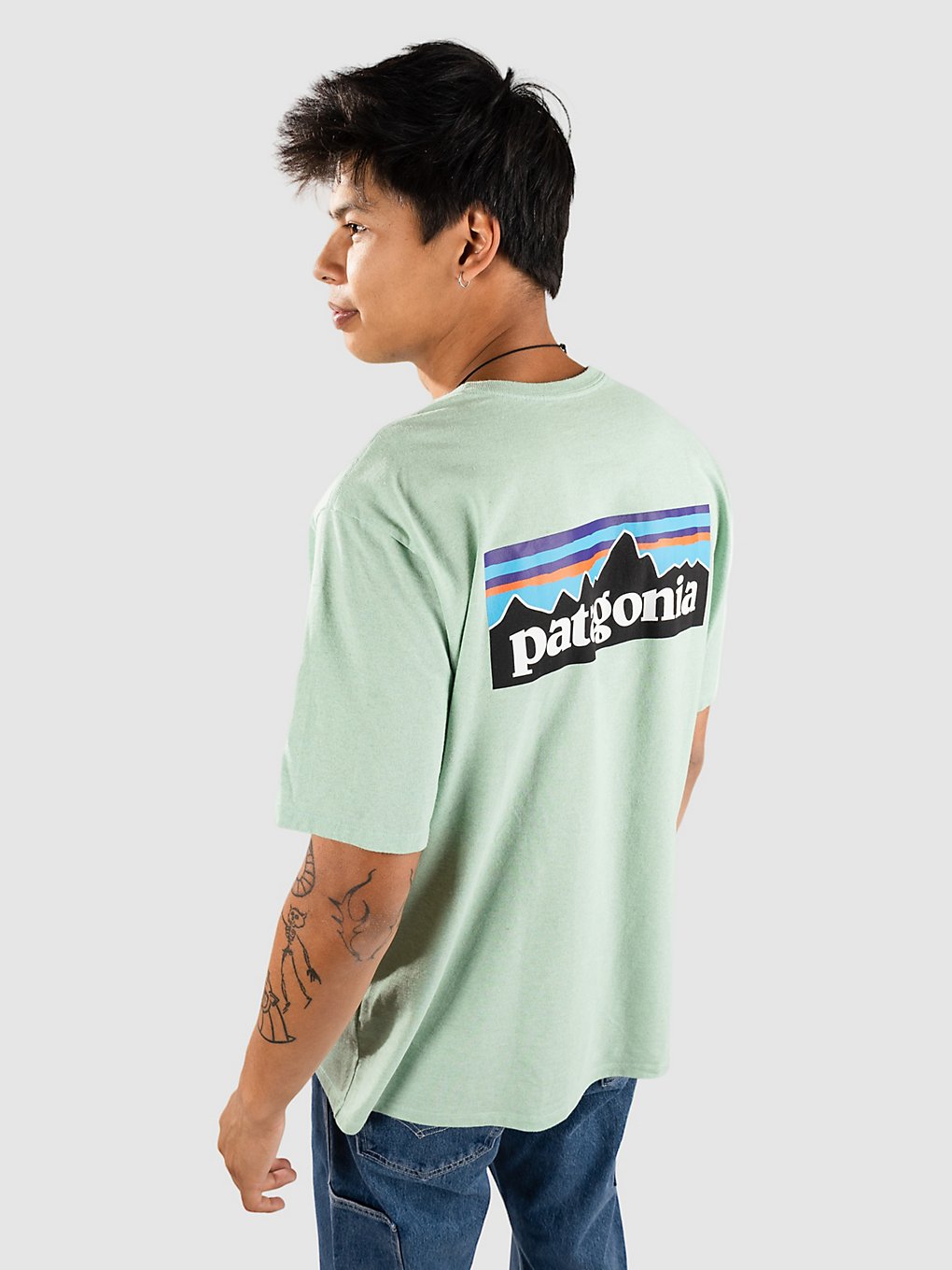 Patagonia P-6 Logo Responsibili T-Shirt tea green kaufen