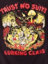 Lurking Class Trust No Suits x Matt Stikker Collab Camiseta