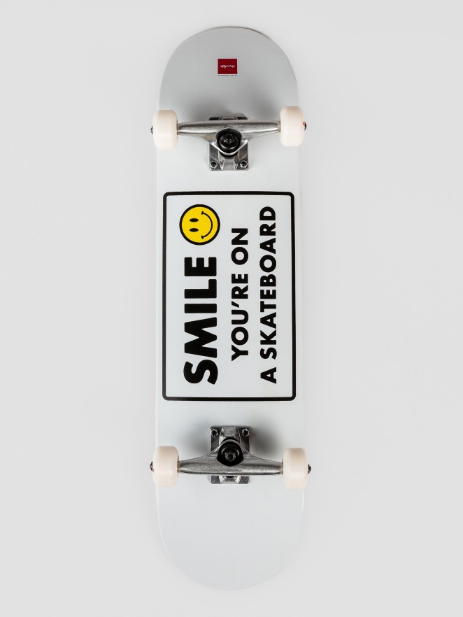 Chocolate Anderson Smile 8.0″ Skateboard Completo