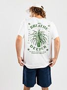 Deep Breaths Camiseta
