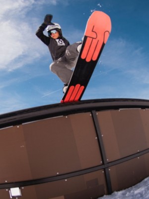 Bataleon Stuntwood 130 + Stuntwood S 2023 Set da Snowboard