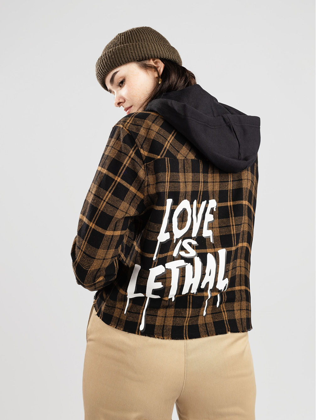 Love is Lethal Chaqueta