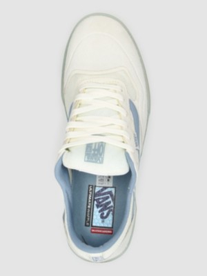 Ave Sneakers