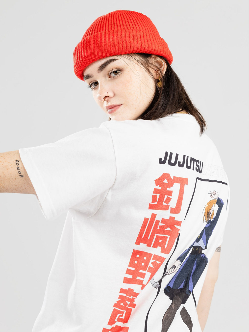 X Jujutsu Kaisen Nobara Hammer Camiseta