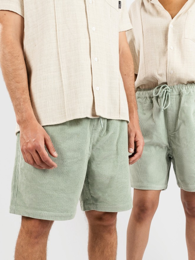 Blue Tomato Cord Easy Shortsit