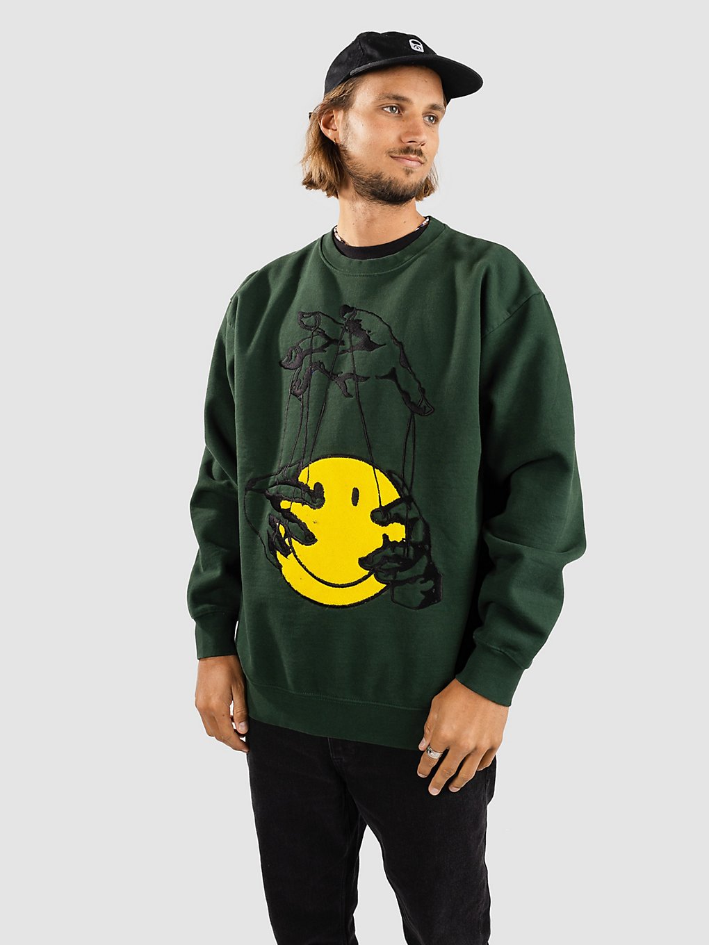 Market Smiley Marionette Sweater evergreen kaufen