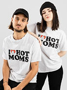 I &amp;lt;3 Hot Moms T-paita