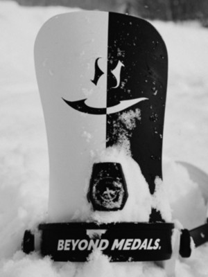 Beyond Medals 2024 Fijaciones Snowboard