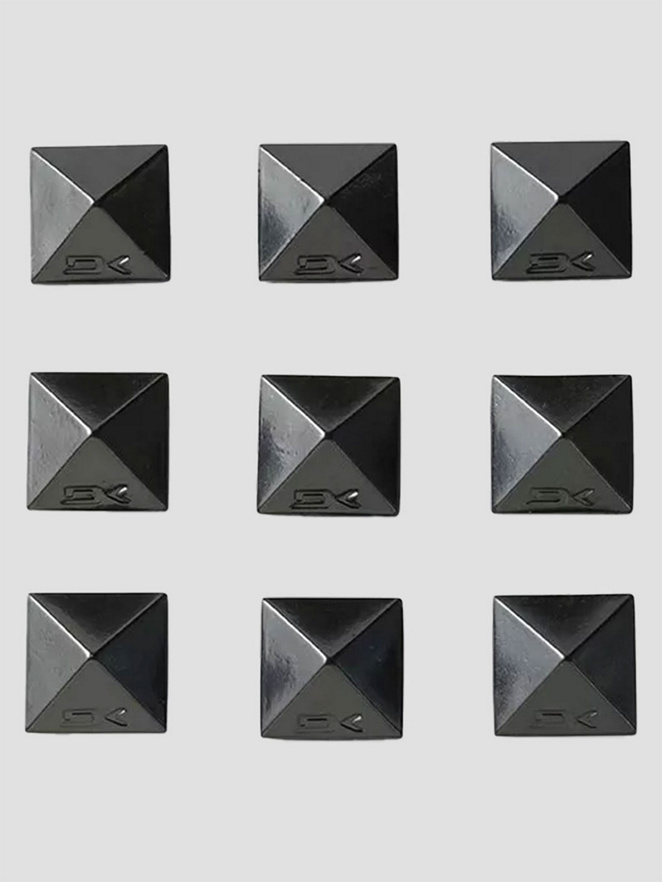 Dakine Pyramid Studs Stomp pad