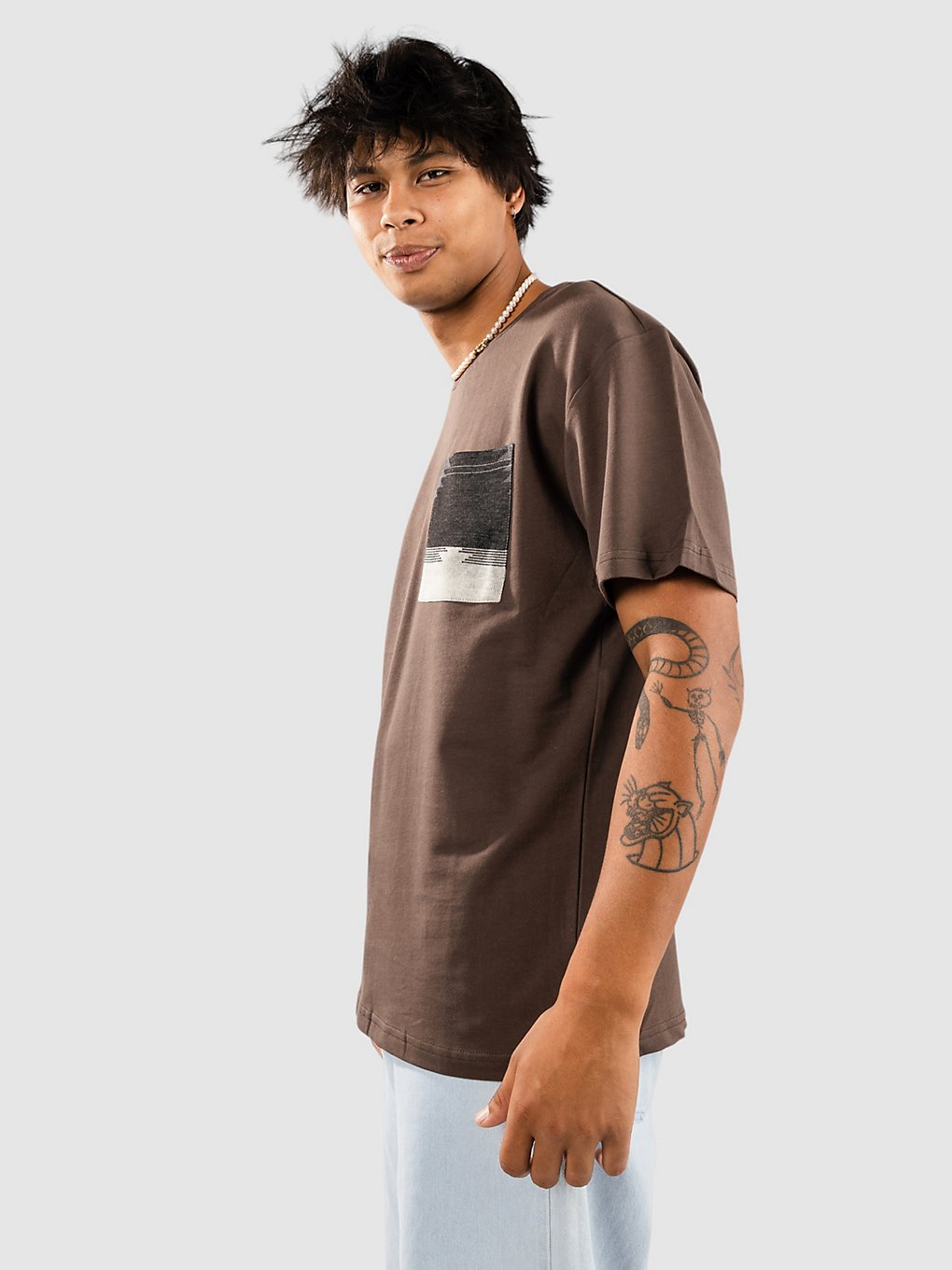 Anerkjendt Akkikki Jacquard Pocket T-Shirt chocolate brown kaufen