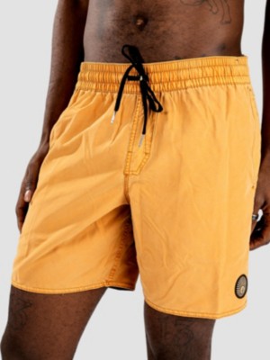 Center 17 Boardshort