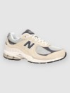 New Balance 2002 Sneakers