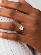 Bitty Pearl Flower 7 Ring