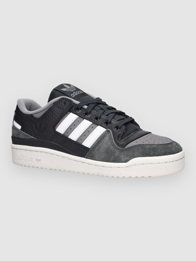 adidas Skateboarding Forum 84 Low ADV Skate Shoes