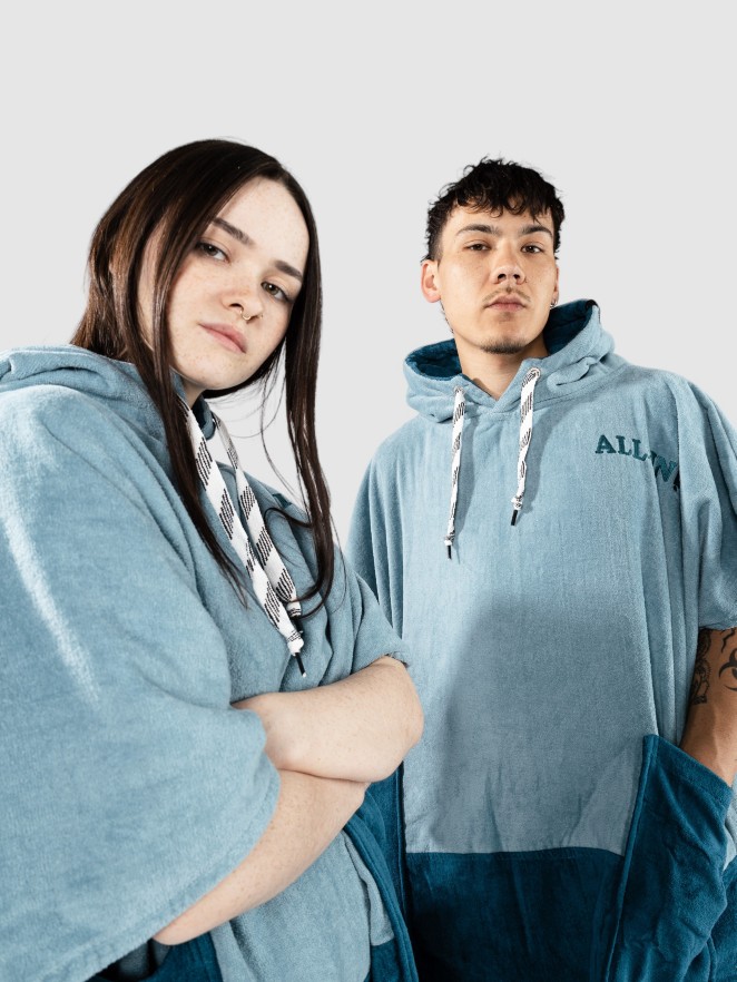 All-In V Beach Crew Poncho