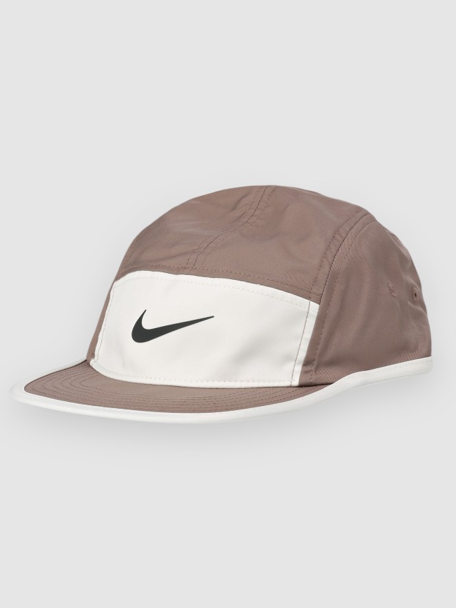 Nike Dri-Fit Fly Unstructured Swoosh Cap