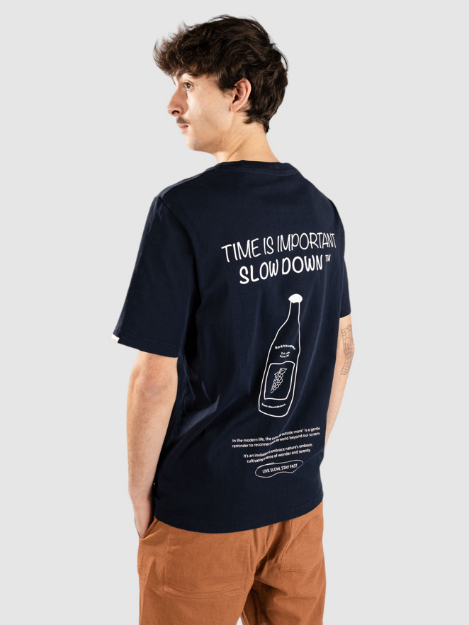 Anerkjendt Akkikki Seasonal T-Shirt