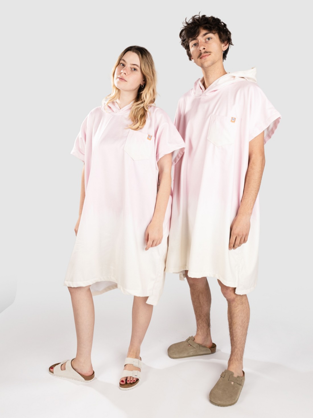 After Gradient Surf Poncho dusty rose
