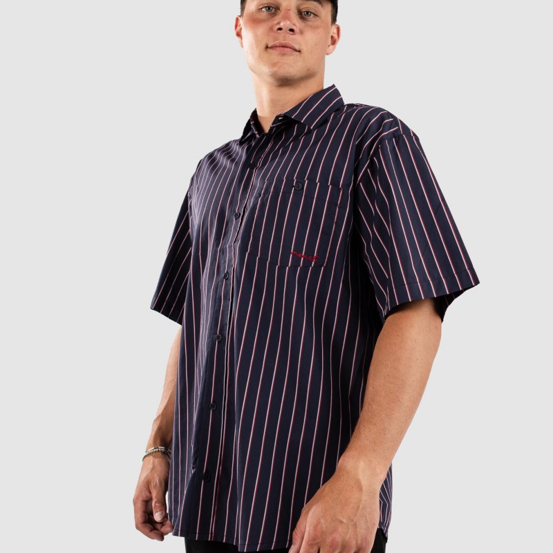 Blue Tomato - -35%2 Hoodies für 80Monet SkateboardsSweeper Strip Hemd€ 45,95€ 29,95