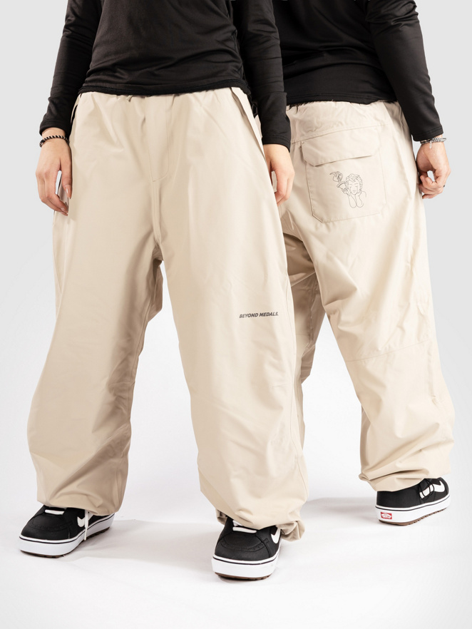 Beyond Medals Park Pantalon