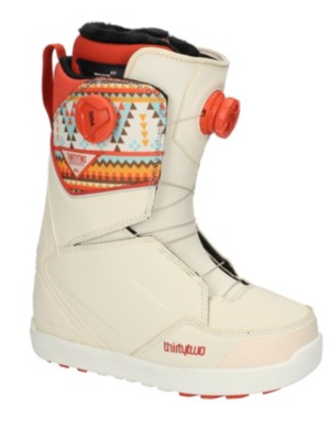 thirty two lashed double boa 2019