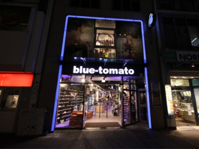 Blue Tomato Shops