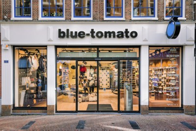 skateboard shop blue tomato