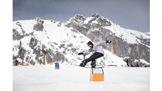 How To Buy A Snowboard Buyer S Guide Blue Tomato Welcome to the preeminent snowboarding app, designed for serious snowboarders who want to take their riding to the next level! blue tomato