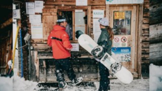 Tout savoir sur les fixations de snowboard et comment les choisir - Glisse  Alpine