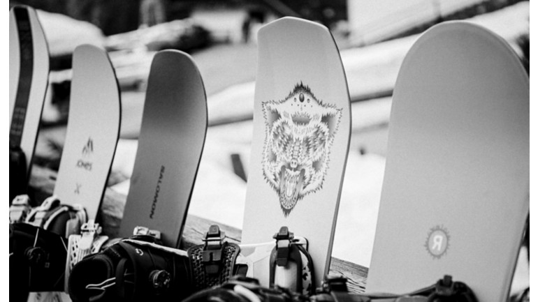 Snowboards von Ride, Lib Tech, Bataleon, Rome und Burton