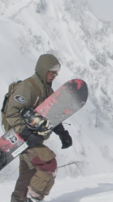 Union bindings strata black attacchi snowboard 2024 - SnowStore